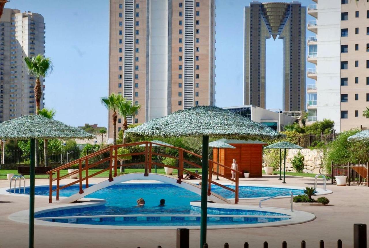 Fantastico Apartamento En Бенидорм Екстериор снимка